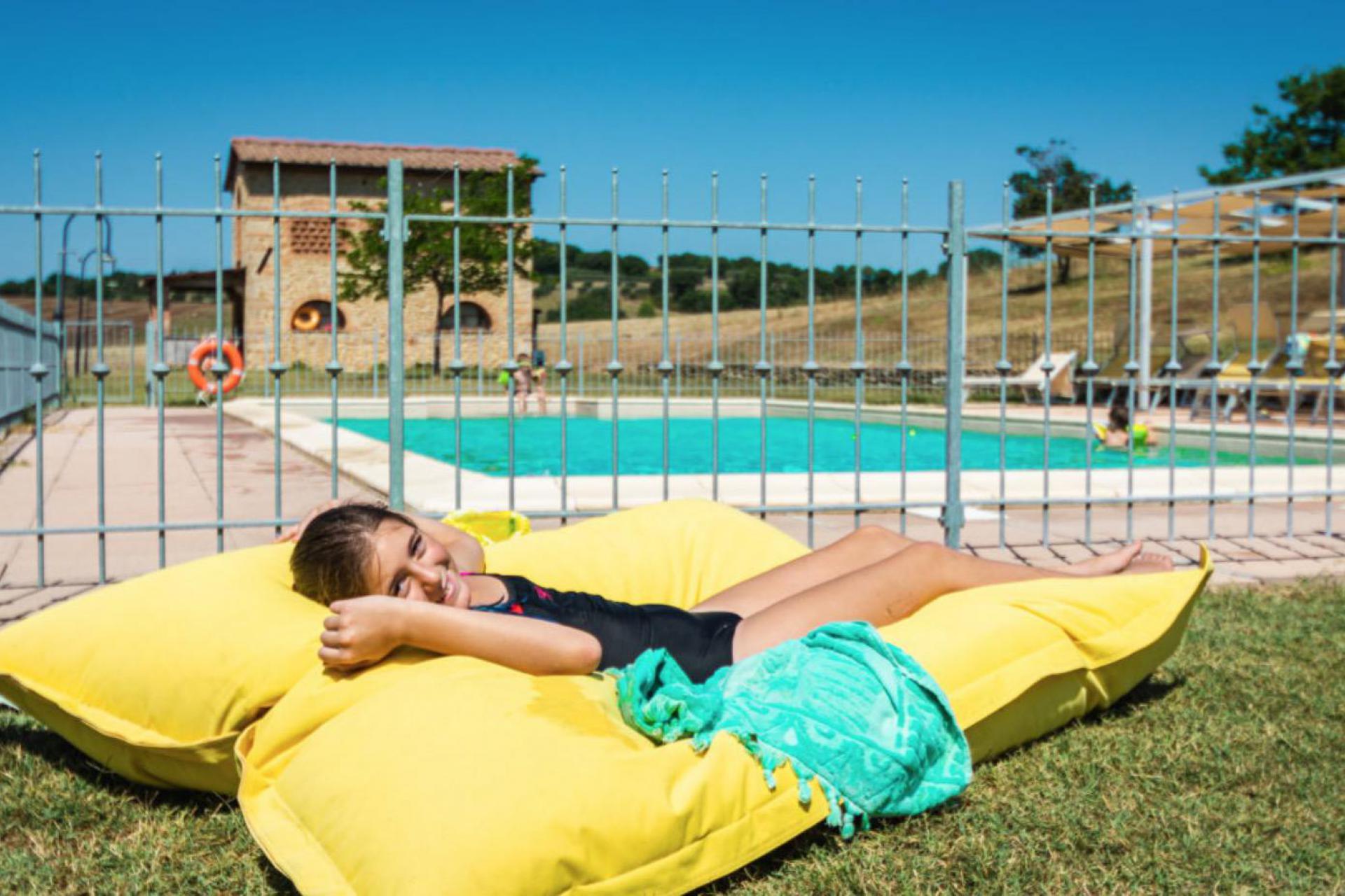 Agriturismo Toscane Centraal gelegen agriturismo met verwarmd zwembad
