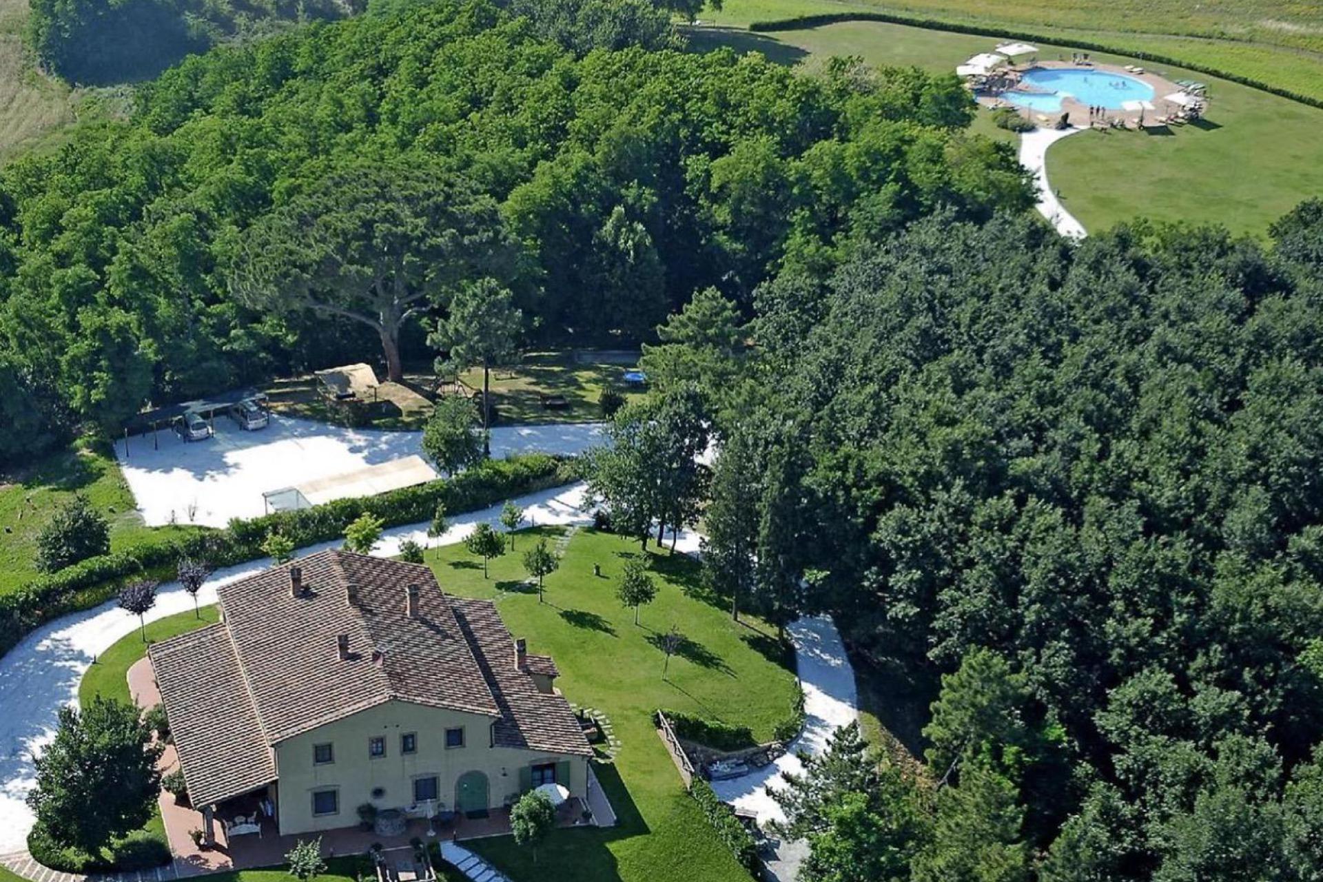 Agriturismo Toscane Agriturismo met panoramisch zwembad in Toscane | myitaly.nl