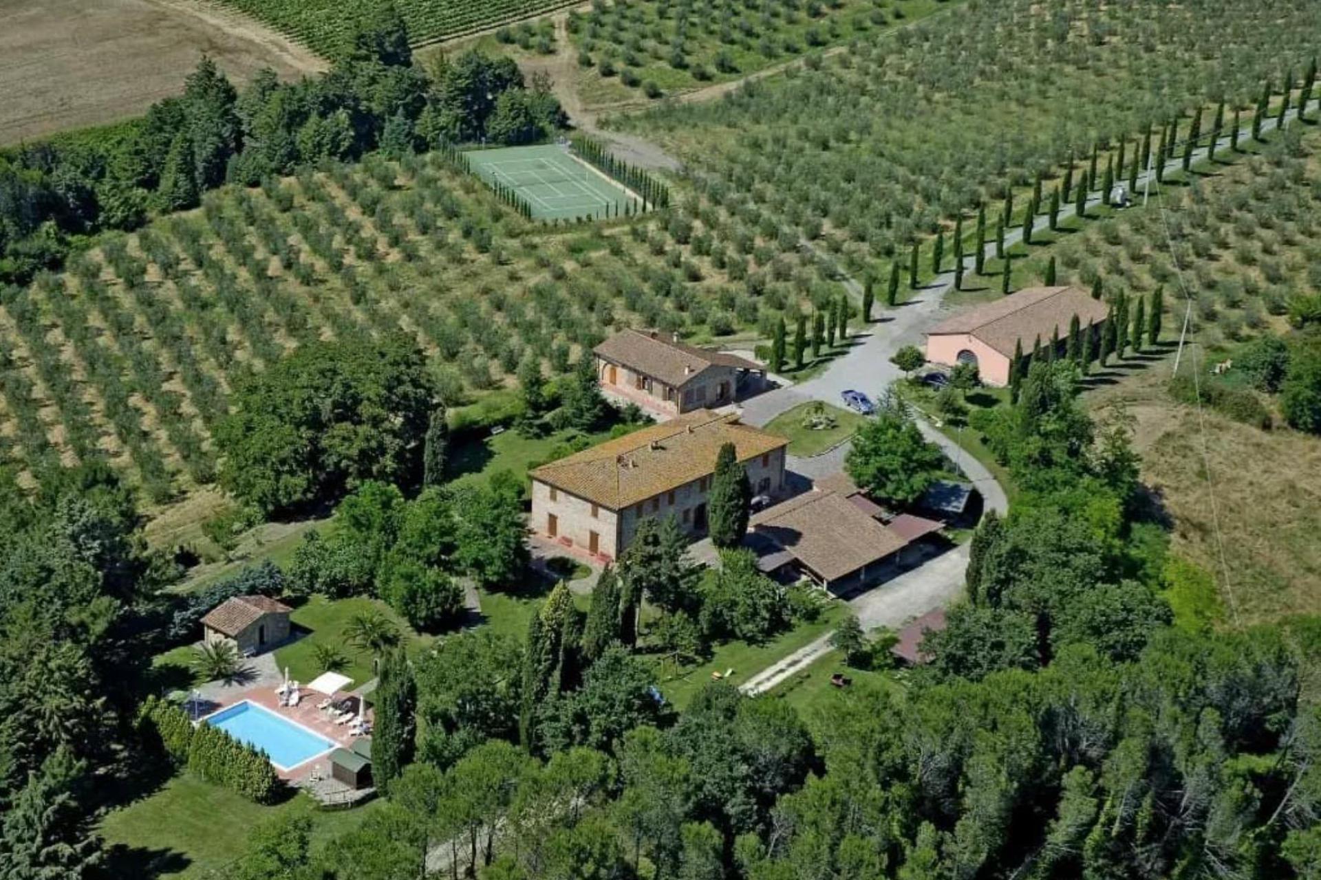 Agriturismo Toscane Agriturismo met wijnkelder in Toscane