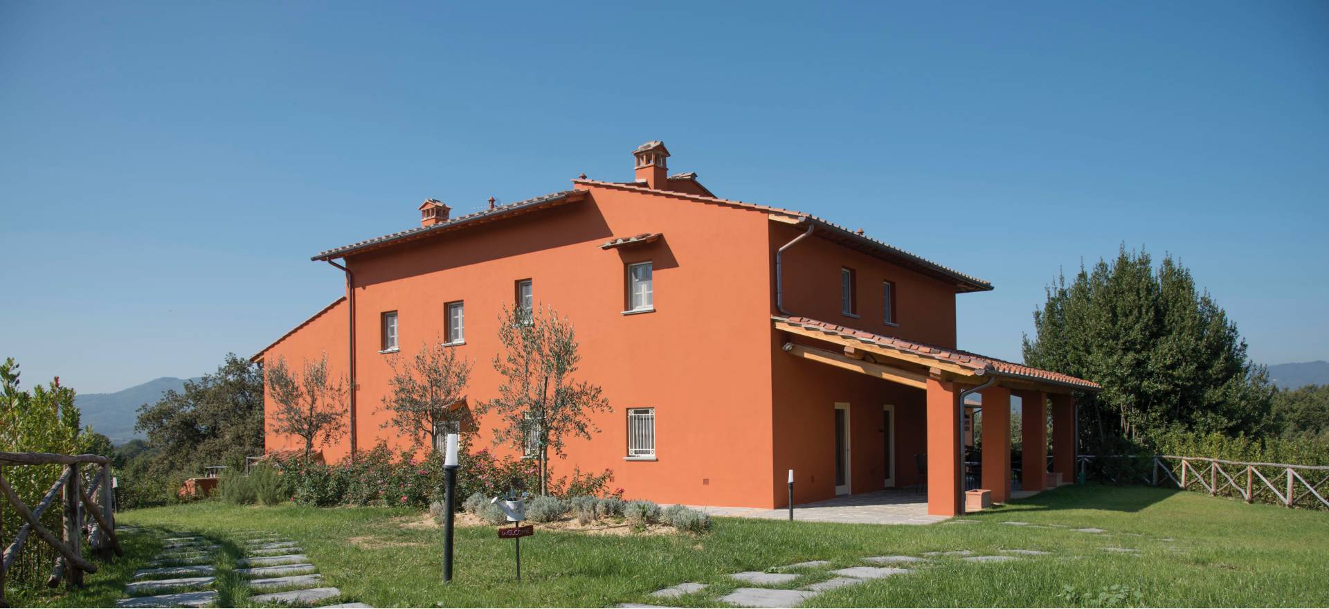 Agriturismo met design interieur in Toscane